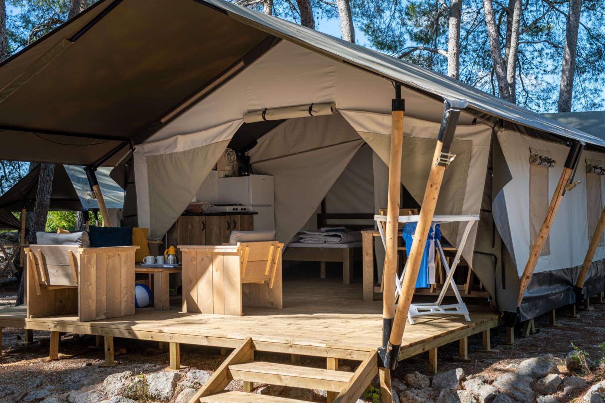 Easyatent Safari Tent Comfort Krk كرك الغرفة الصورة