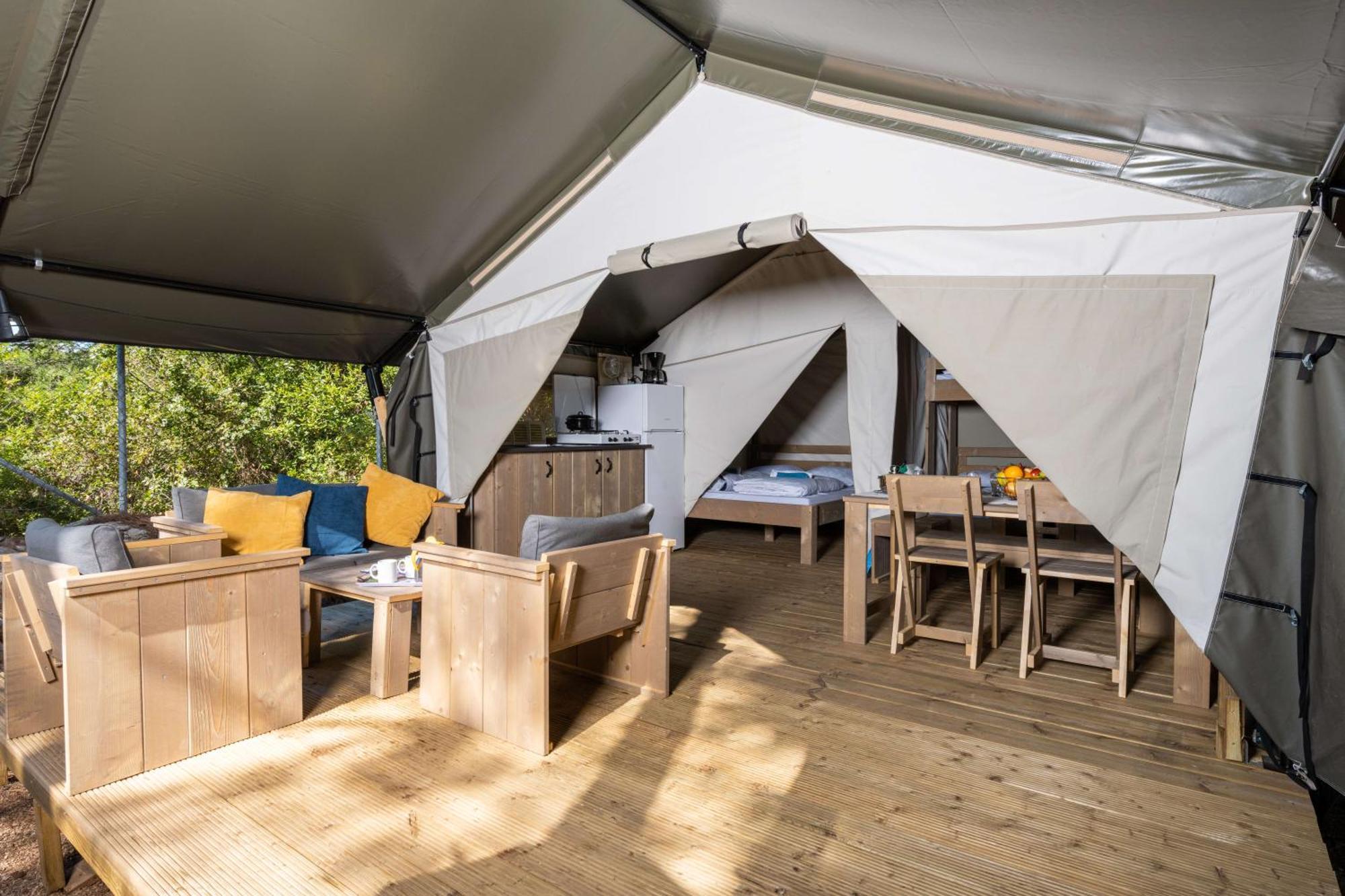Easyatent Safari Tent Comfort Krk كرك الغرفة الصورة