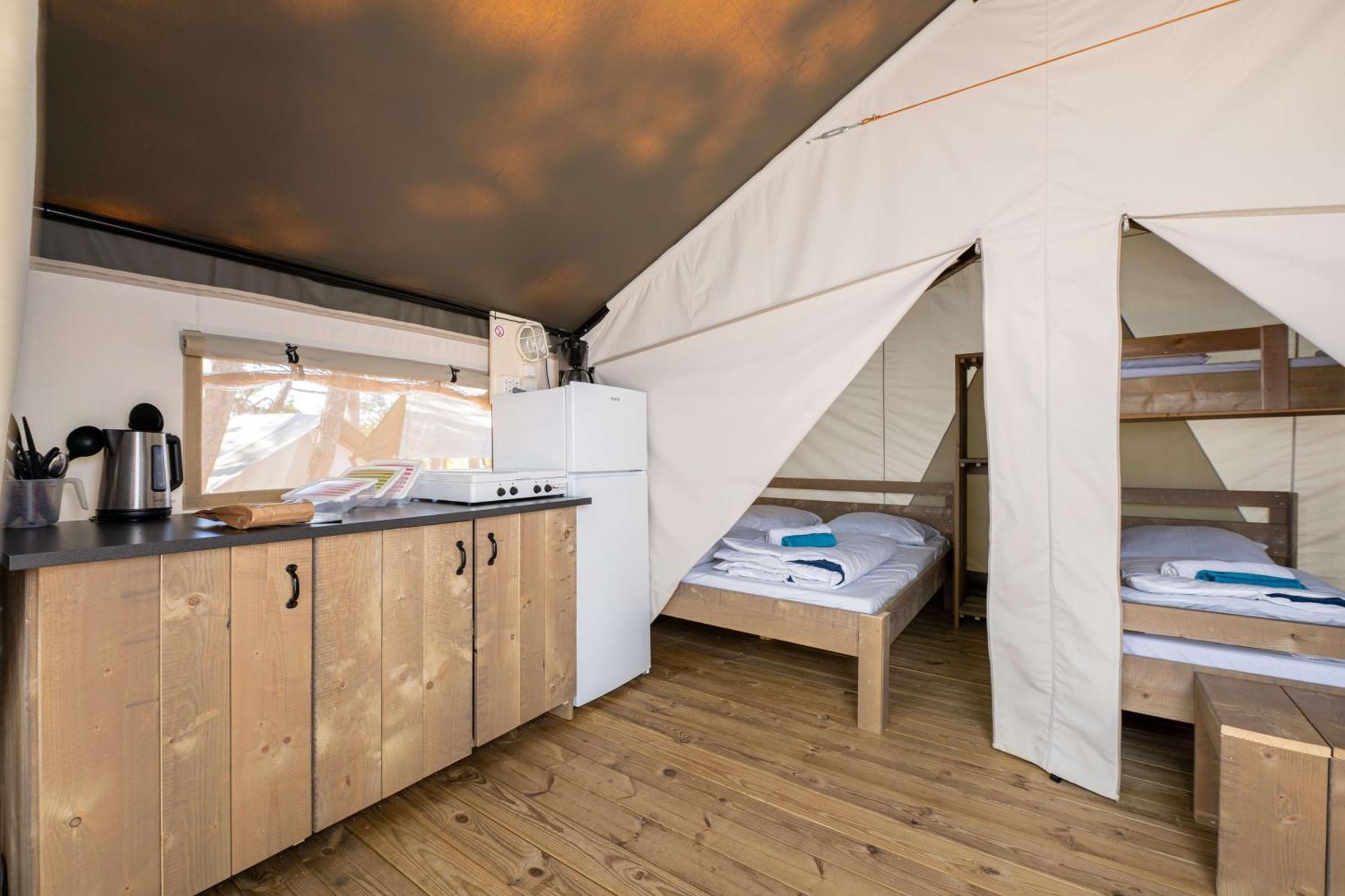 Easyatent Safari Tent Comfort Krk كرك الغرفة الصورة