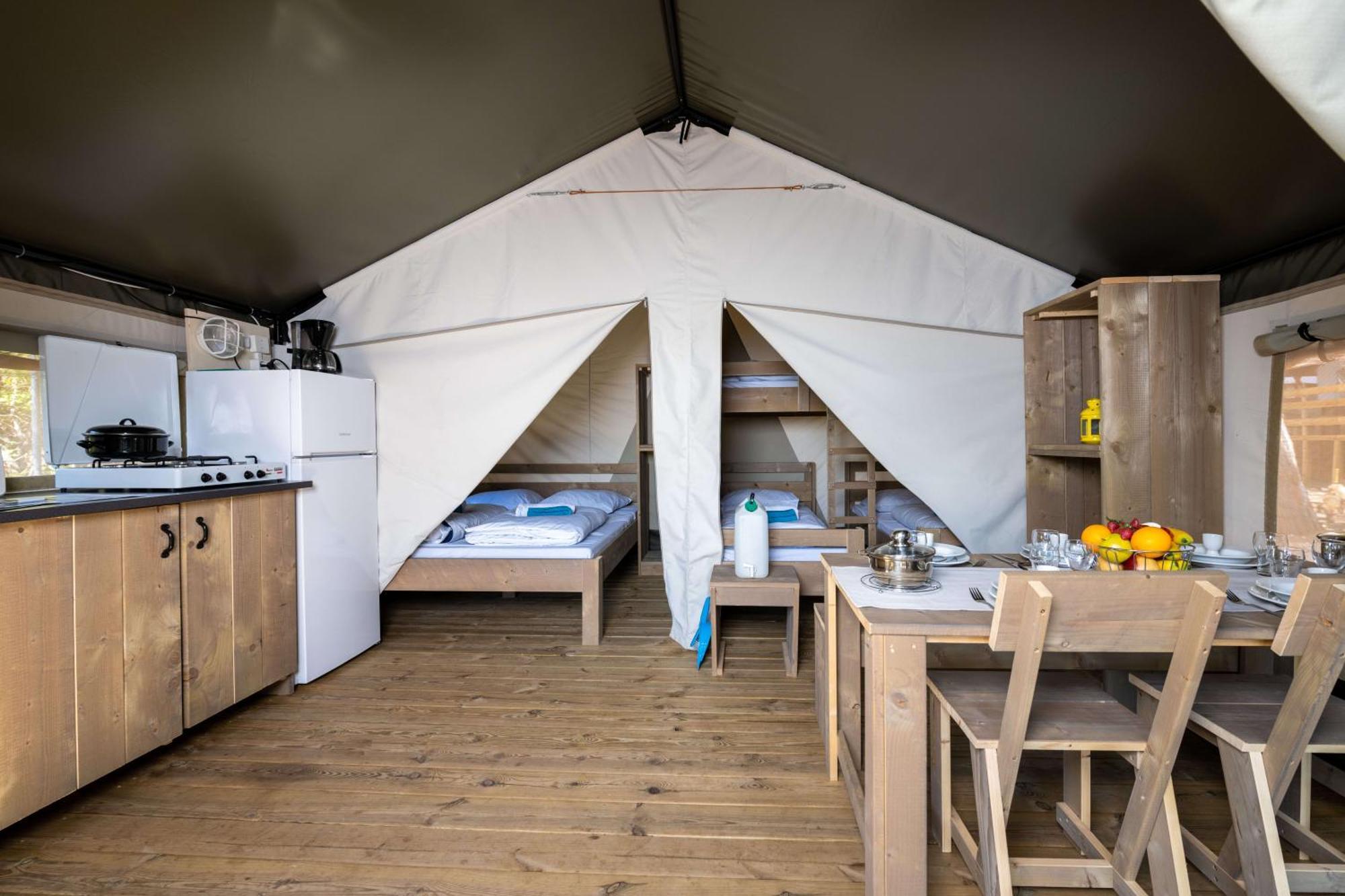 Easyatent Safari Tent Comfort Krk كرك الغرفة الصورة